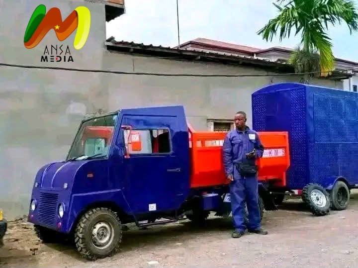 Innovation : un Camerounais fabrique une camionnette à Douala.
